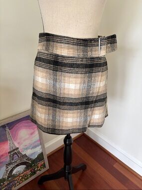 Free People Beige and Black Plaid Mini Skirt with Belt Size 4